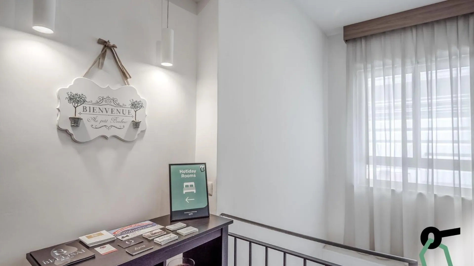 Hotiday Room Collection - Napoli Residenza Scarlatti 2*, Naples