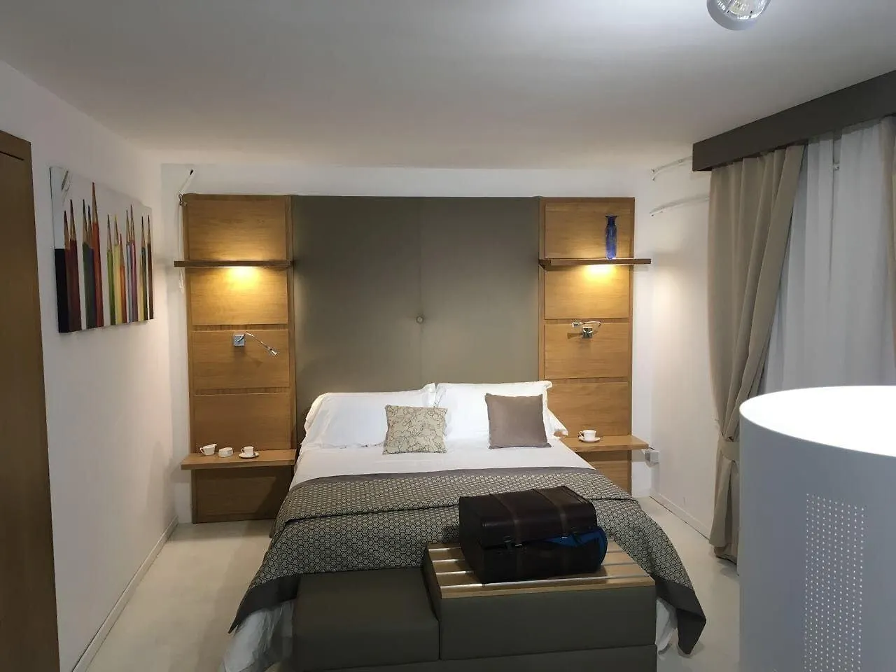 Hotiday Room Collection - Napoli Residenza Scarlatti Bed and breakfast Nápoles