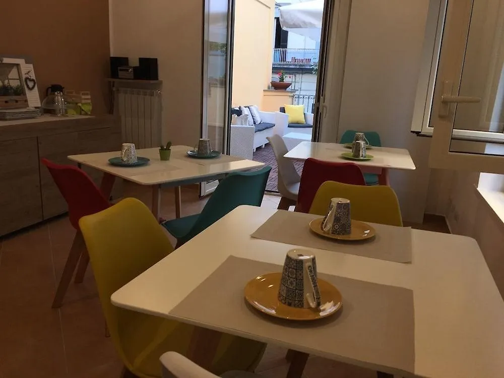 ** Bed and breakfast Hotiday Room Collection - Napoli Residenza Scarlatti Italia