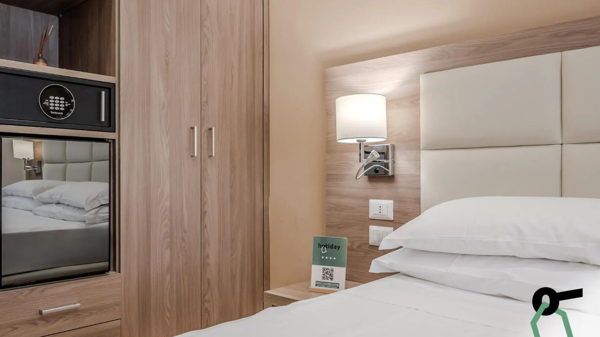 Hotiday Room Collection - Napoli Residenza Scarlatti
