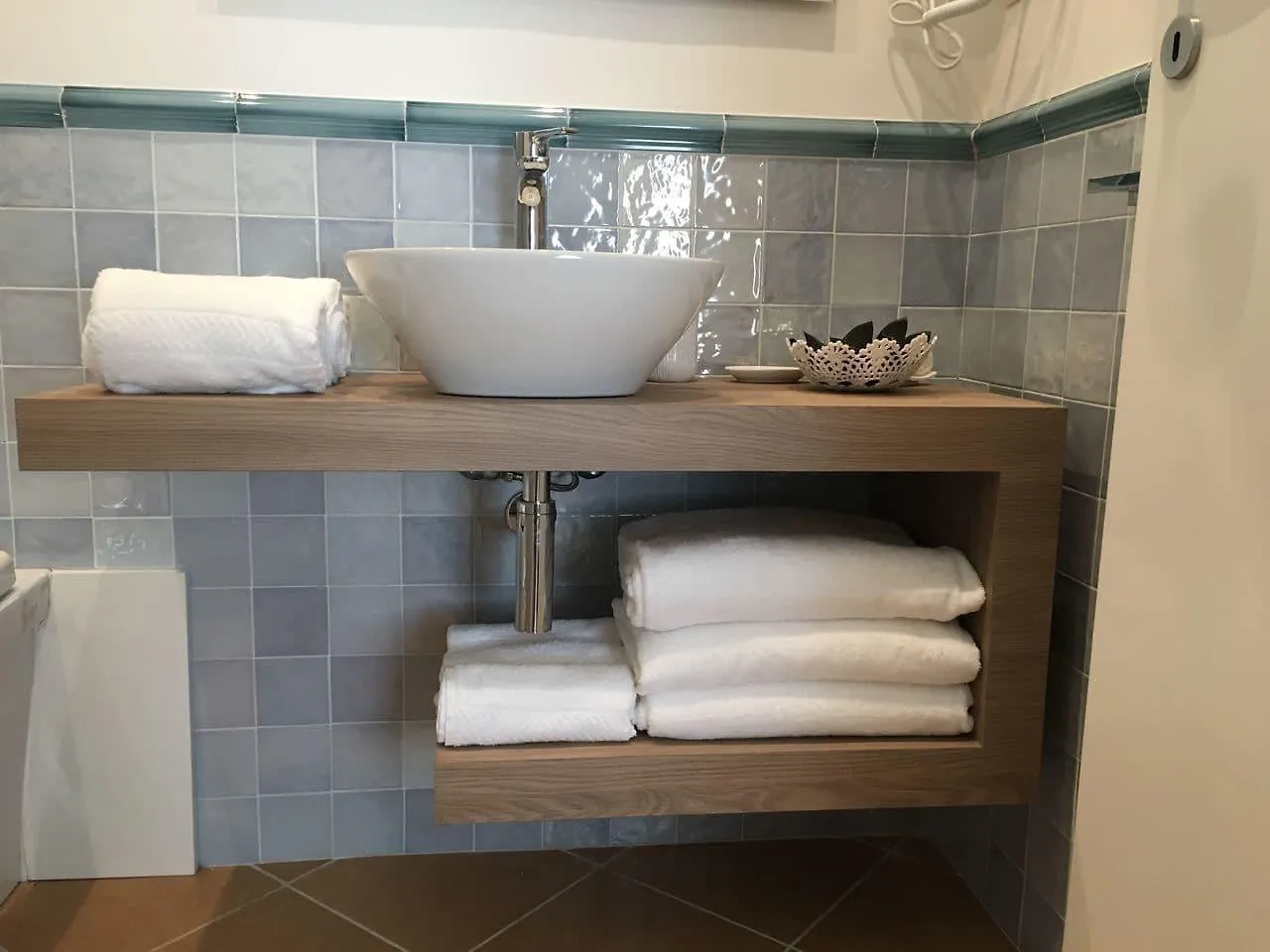 Hotiday Room Collection - Napoli Residenza Scarlatti Bed & Breakfast